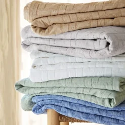 BecquetHousse de coussin, oreiller tissé en coton jacquard floqué CL.LADRI - gris perle