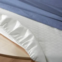 BecquetHousse Protege Table 145cm Blanche