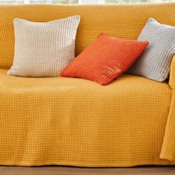BecquetJeté de fauteuil ou canapé nid-d'abeilles en coton jaune curry - FEROE