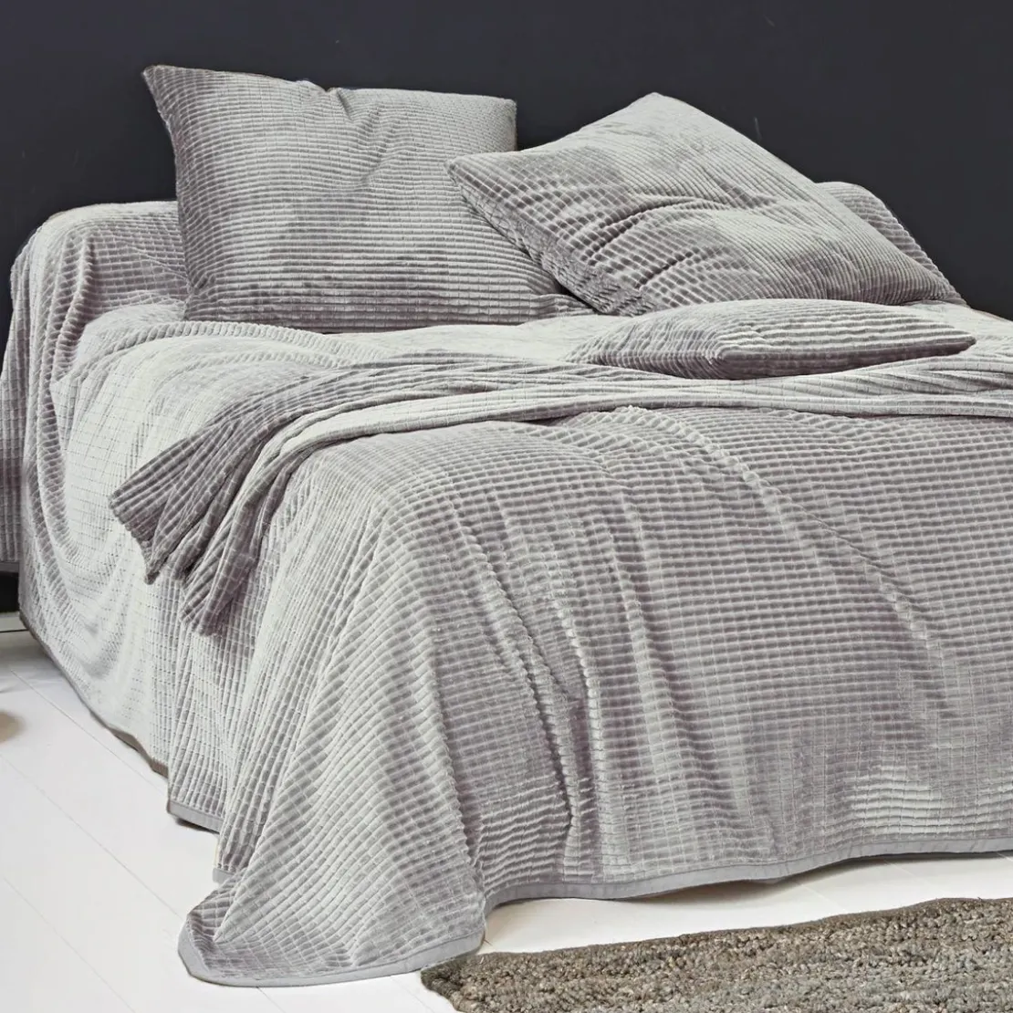 BecquetJeté de lit DOLCE - gris