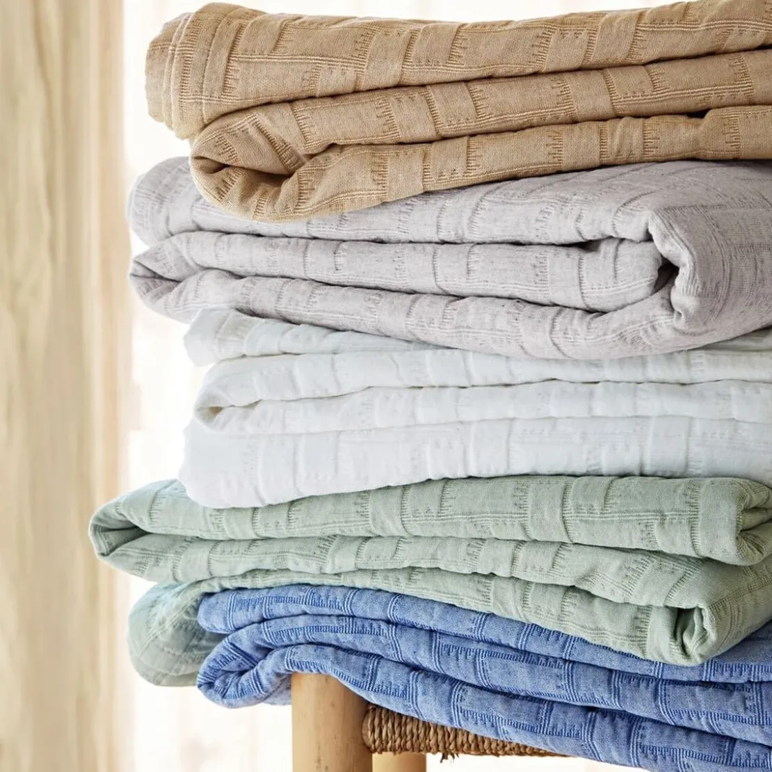 BecquetJeté de lit tissé en coton jacquard floqué CL.LADRI - Gris Perle