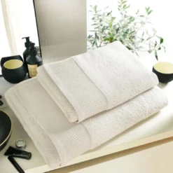 BecquetLot de 2 gants de toilette épais BEESPONGE craie