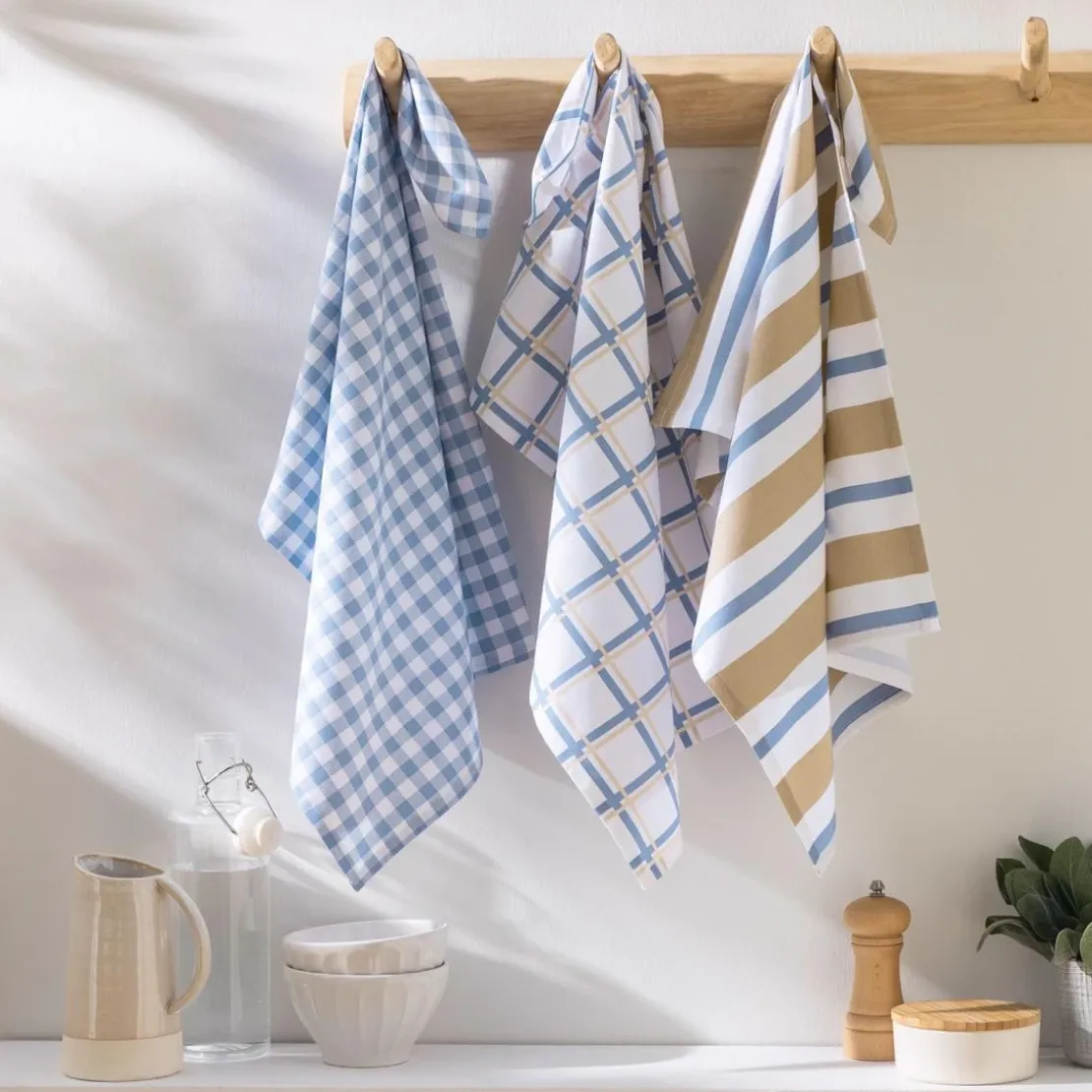 BecquetLot de 3 ou 6 torchons en coton bleu et beige à motifs carreaux et rayures - PACHOU