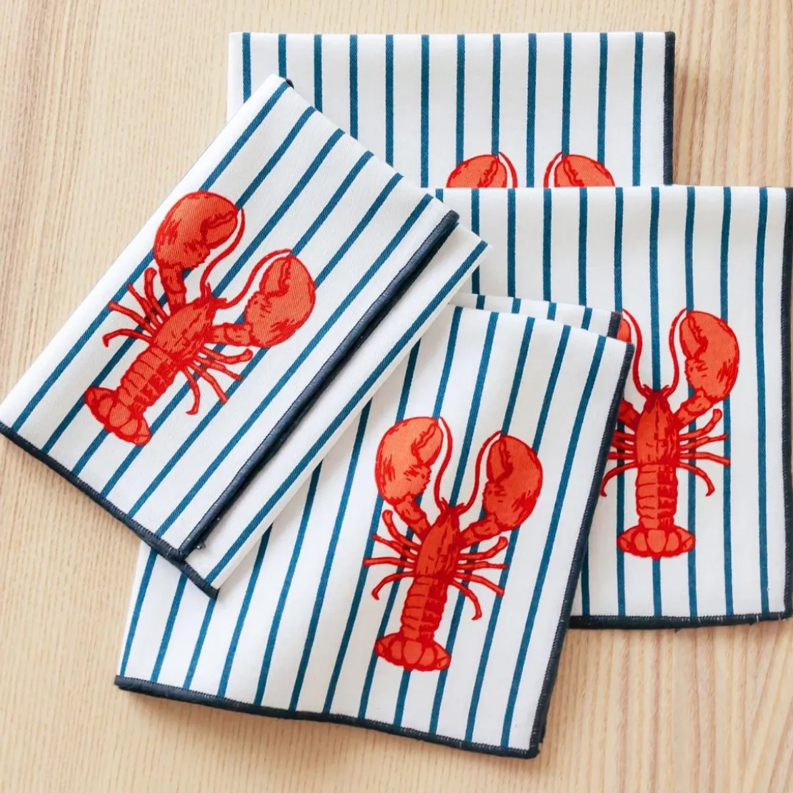 BecquetLot de 4 serviettes de table en coton blanche à rayures bleues - LOBSTI