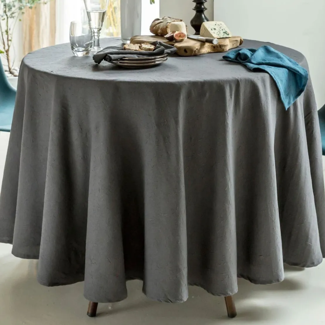 BecquetLot de 3 serviettes de table en polyester gris anthracite effet froissé - FONTANA