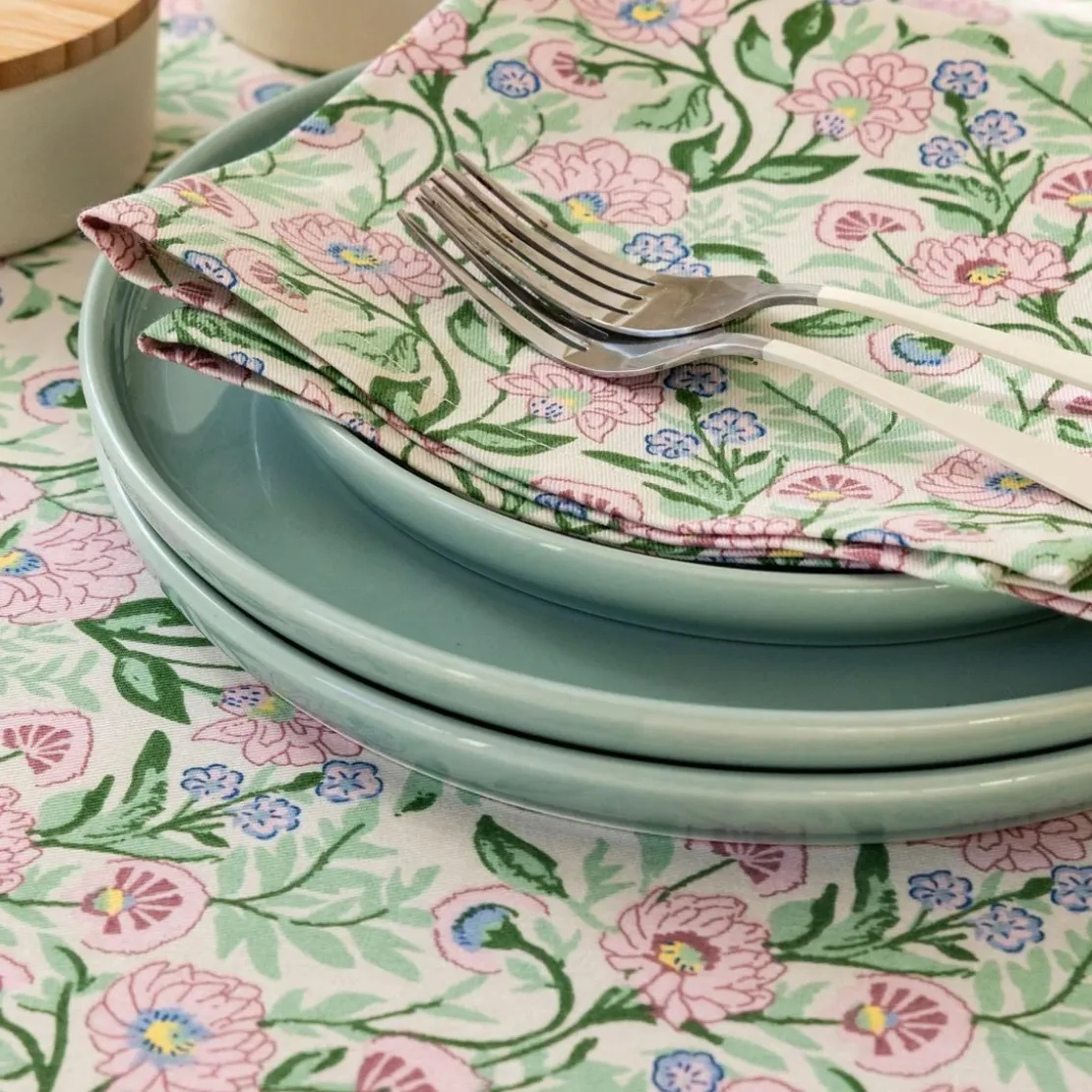 BecquetLot de 4 serviettes de table en coton rose à motif floral - ALINE