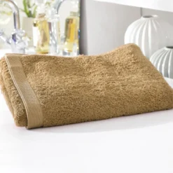 BecquetLot de 2 serviettes invités 550g/m² CAROLINE - marron camel