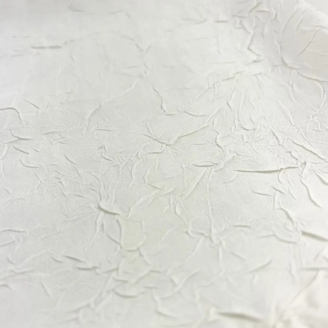 BecquetNappe de table en polyester naturel effet froissé - FONTANA