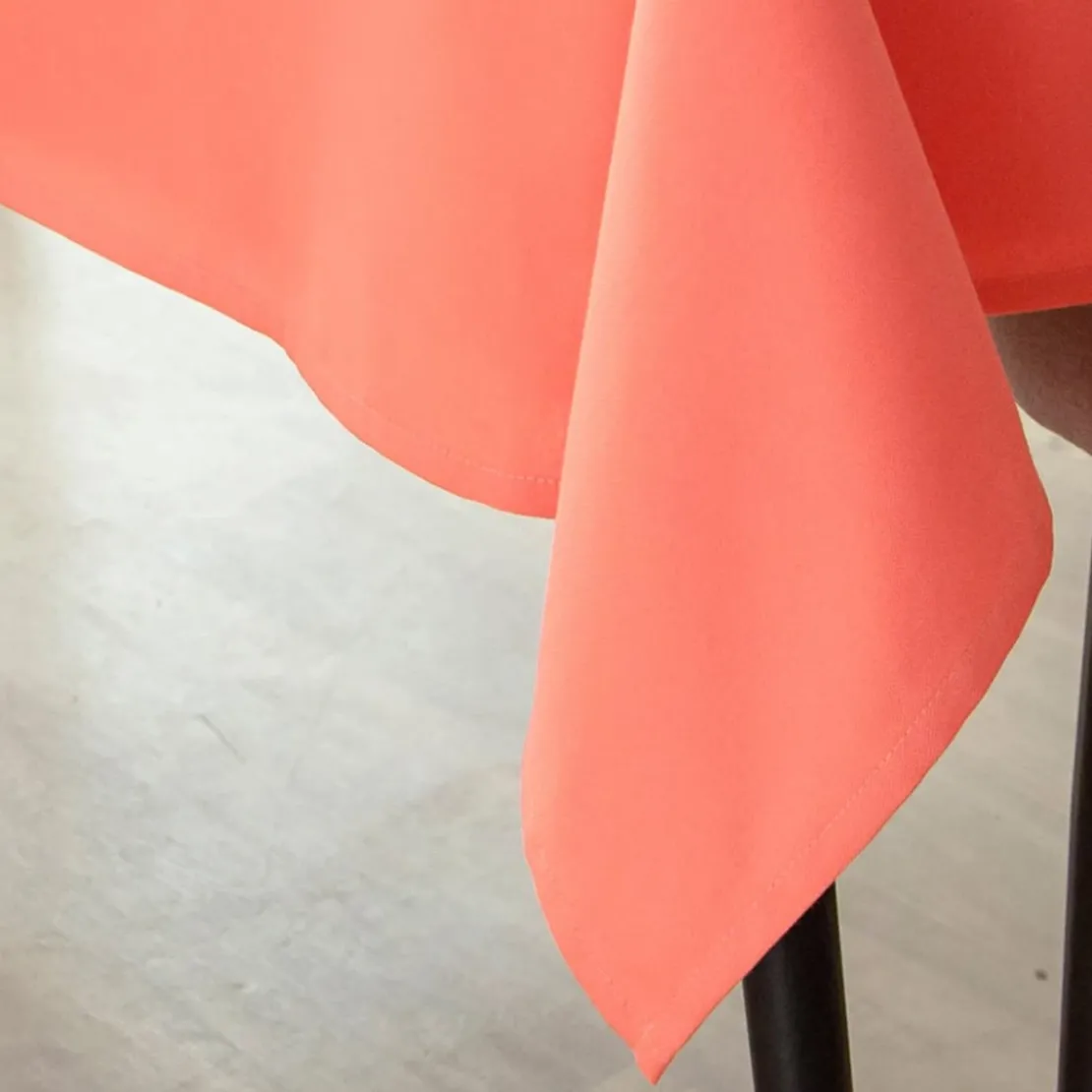 BecquetNappe de table LONA - orange corail