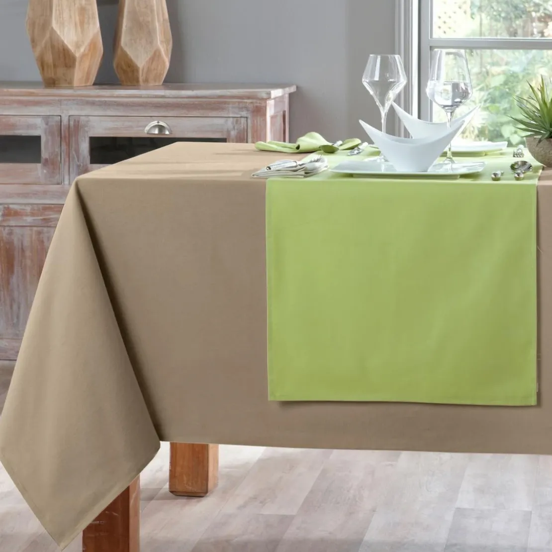 BecquetNappe en coton traité antitache LONA 180 ø beige