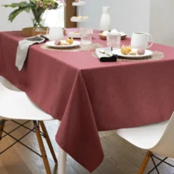 BecquetNappe en polyester recyclé BROMENAP - rouge bordeaux