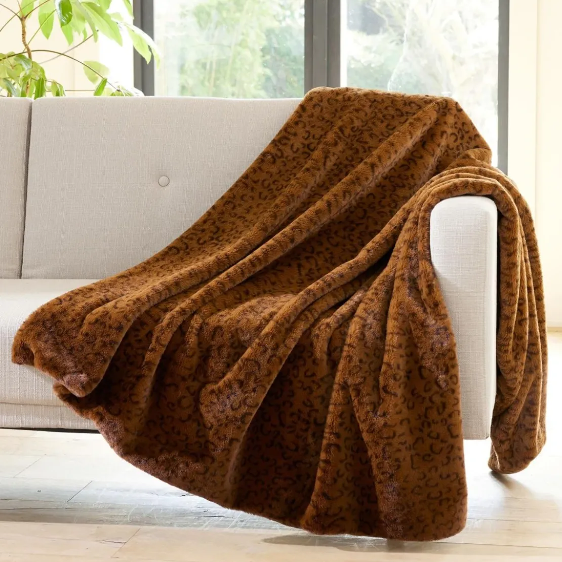 BecquetPlaid marron caramel motifs faune et flore LEO