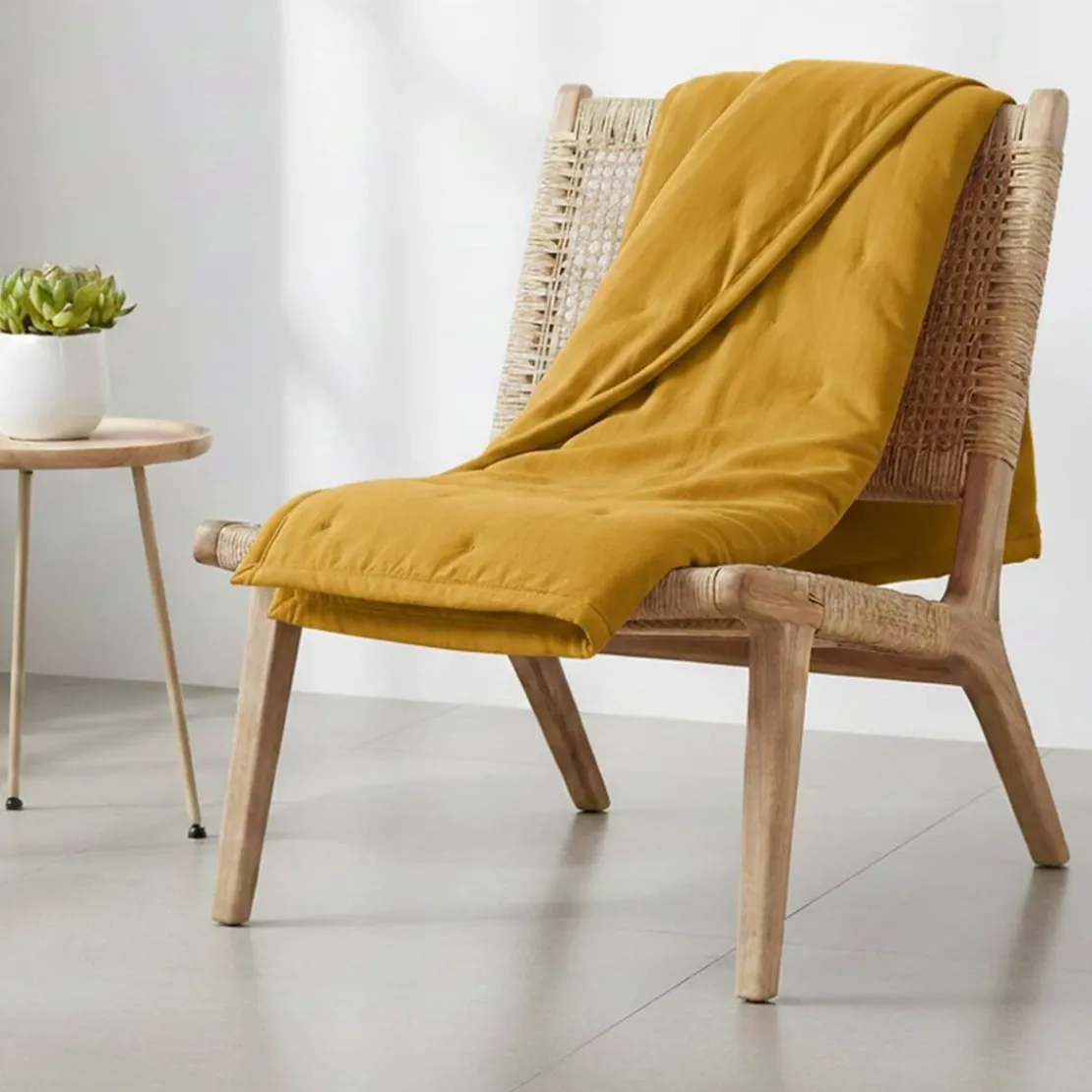 BecquetPlaid matelassé en polyester jaune or - CELESTE