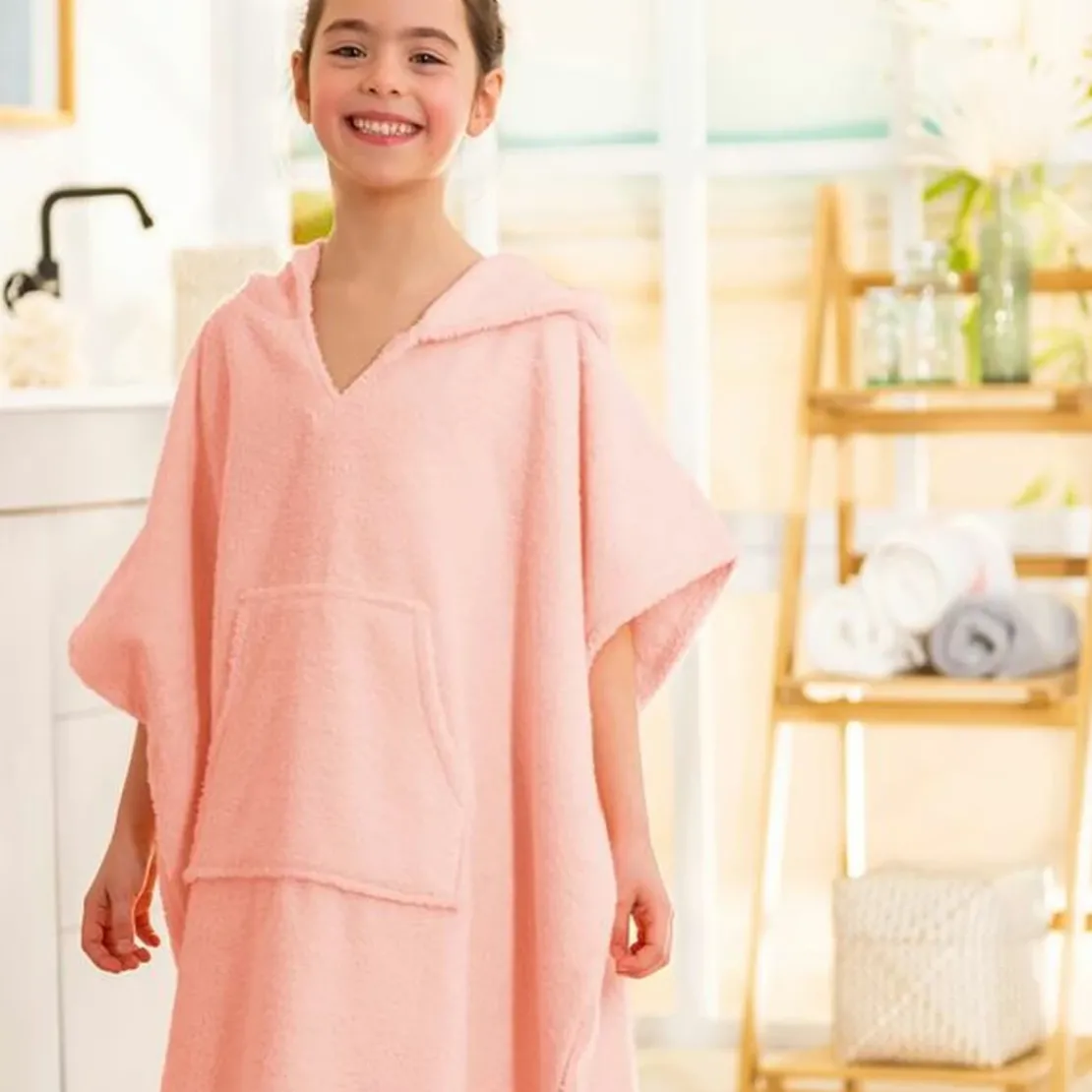 BecquetPoncho à capuche enfantrose thé