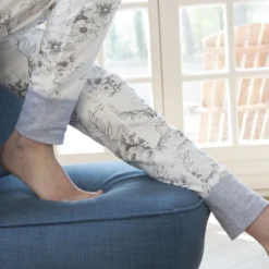 BecquetPyjama femme en coton motif fleurs DODO HOMEWEAR® - Gris