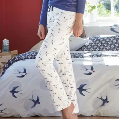 BecquetPyjama femme en coton motif hirondelles EVASIO HIRON - bleu