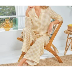 BecquetPyjama femme en viscose VICHYPYJ - jaune
