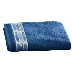 BecquetServiette de bain en coton bleu uni avec liteau motif poissons - Collection SARDINETTE
