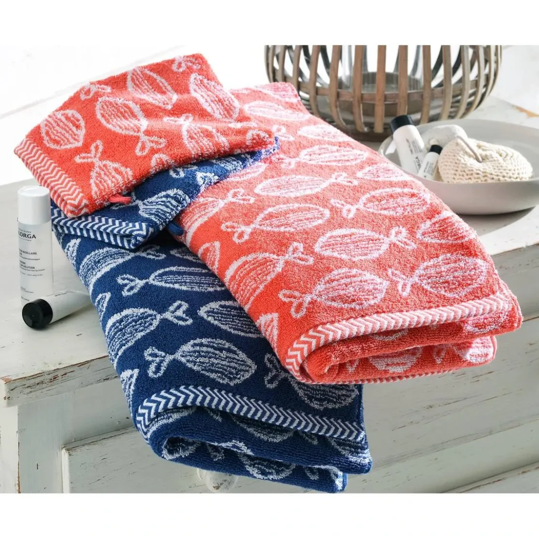 BecquetServiette de bain SOLINETTE bleue marine en coton
