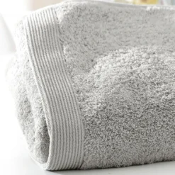 BecquetServiette de toilette 550g/m² CAROLINE - gris perle