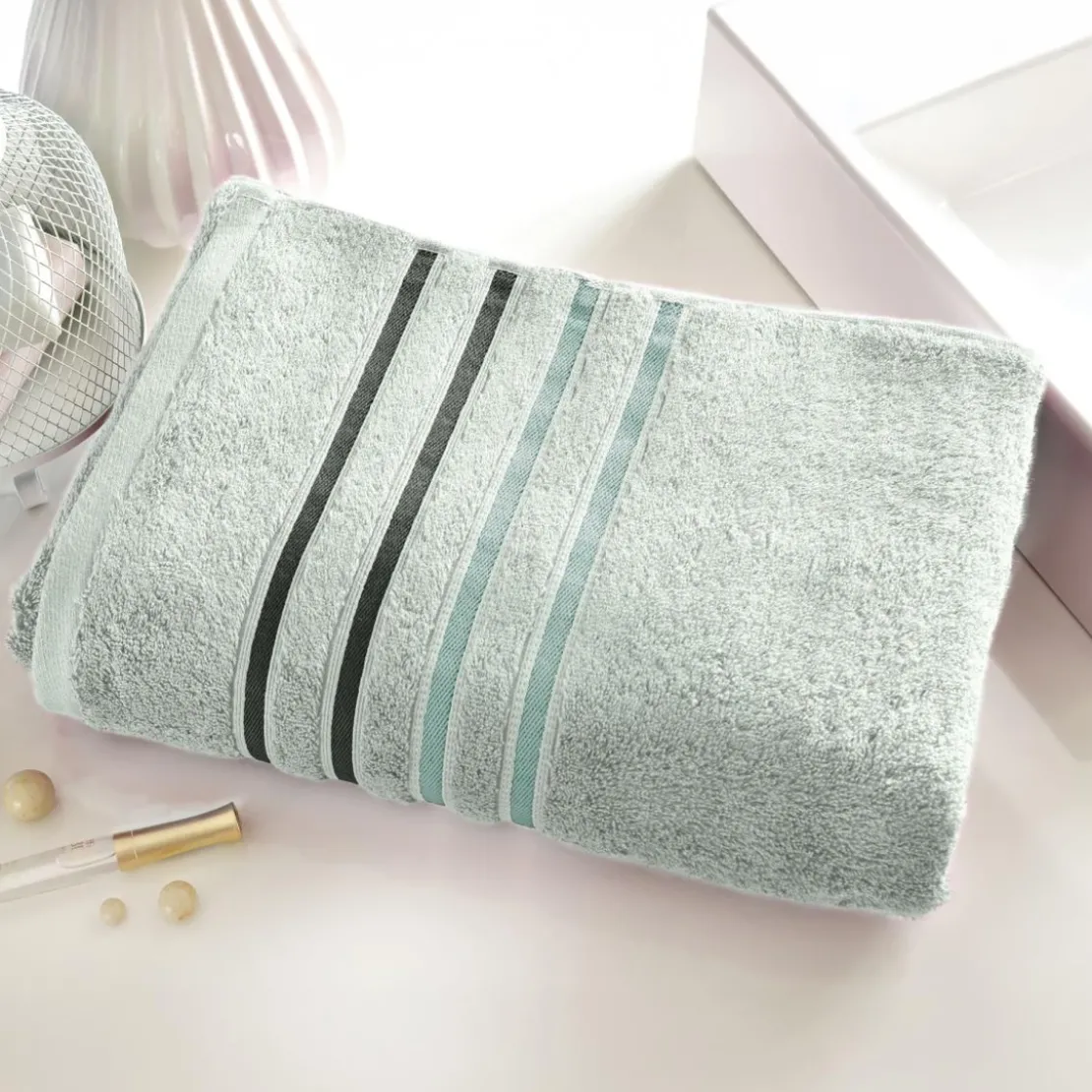 BecquetServiette de toilette 560 g/m² EXTRA SOFT - vert opaline