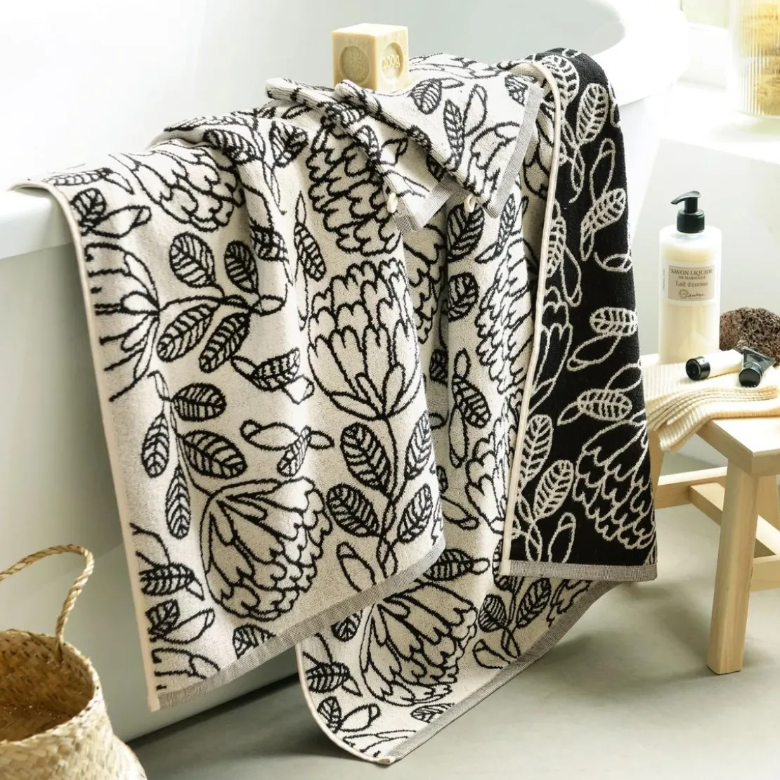 BecquetServiette de toilette imprimée coton 50 x 100 cm VELMA - blanc