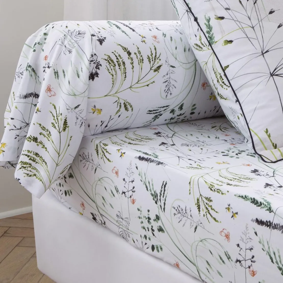 BecquetTaie de traversin percale de coton blanc motif floral multicolore - Collection FRAICHEUR