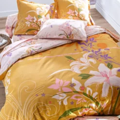 BecquetTaie d'oreiller coton jaune motif floral multicolore - Collection DR. JOELO