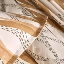 BecquetTaie d’oreiller en coton beige à motif graphique - DESERTIQUE
