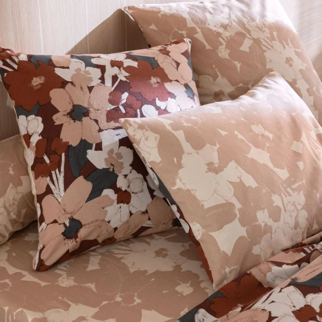 BecquetTaie d'oreiller flanelle terracotta réversible motif floral - Collection NOTE D'OR