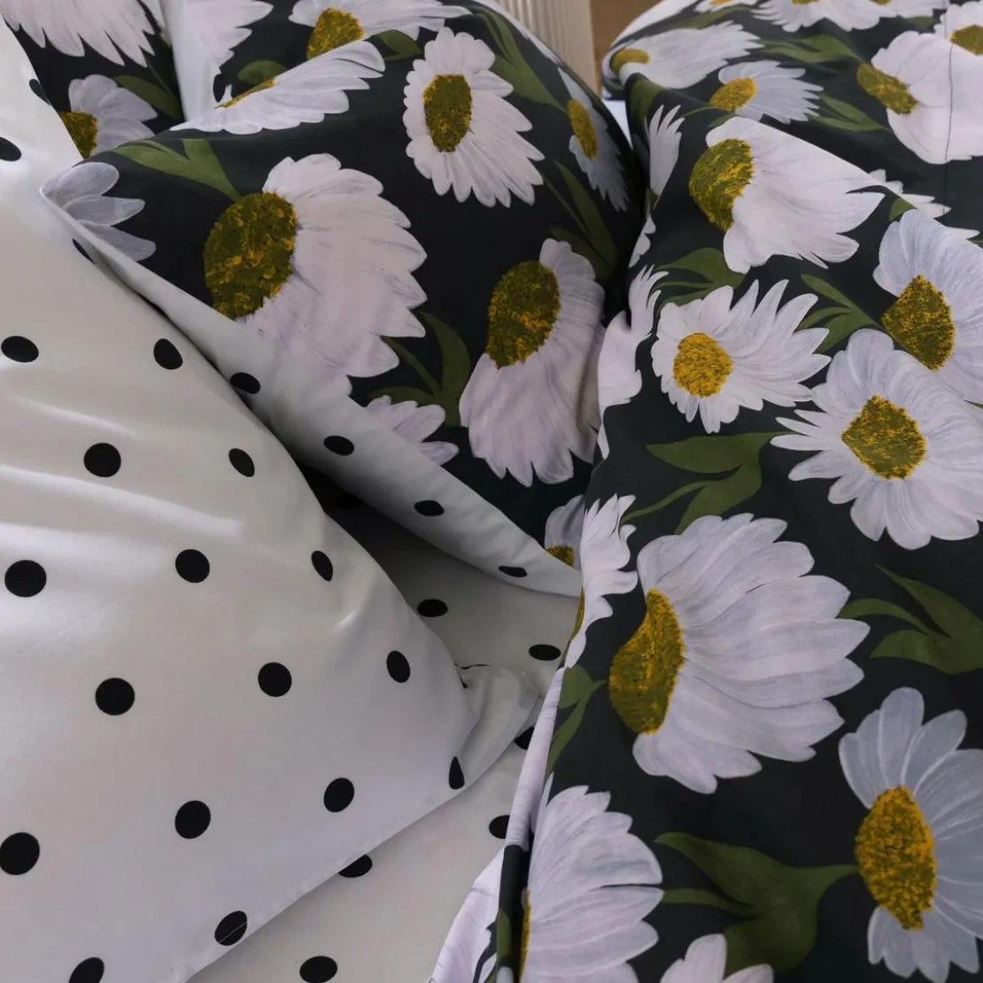 BecquetTaie d'oreiller polycoton MARGUERITE - noir