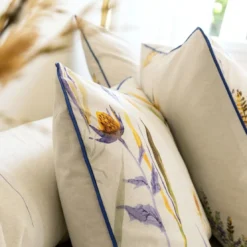 BecquetTaie d'oreiller réversible en percale de coton écru à motif floral - ALBA