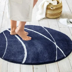 BecquetTapis contour WC en polyester bleu à motif graphique - PIERRE