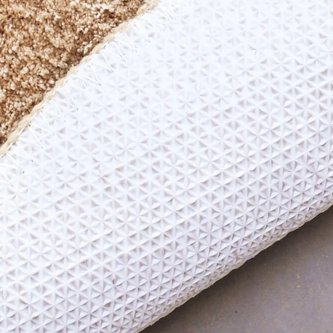 BecquetTapis de bain COURBE - beige