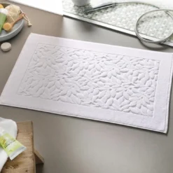 BecquetTapis de bain en coton 800 g/m² blanc craie motif feuillage - ROSELIERETAP