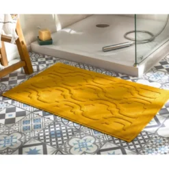BecquetTapis de bain en coton jaune ocre motif géometrique en relief - Collection MIHRAB