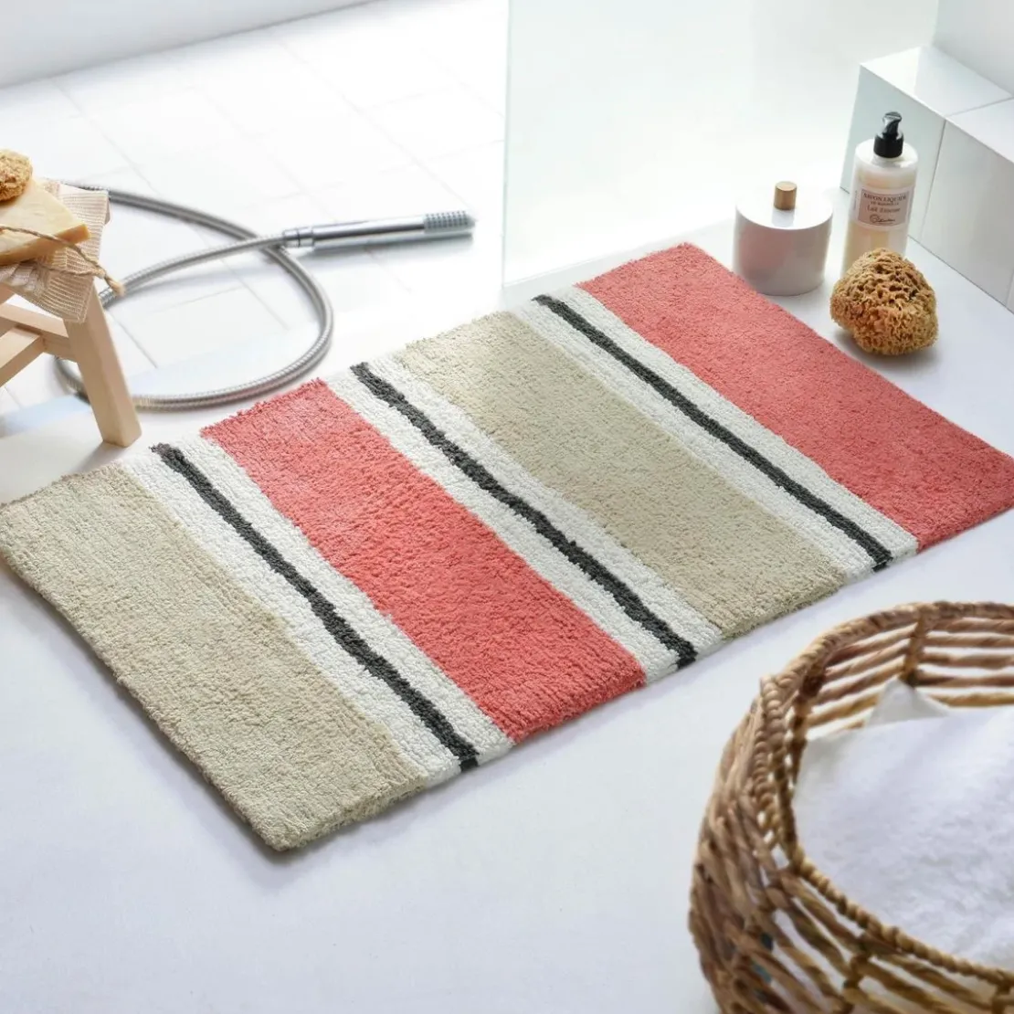BecquetTapis de bain Rose JEUDERAYURES