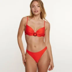 Brigitte BardotCulotte rouge Rivage
