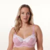 Brigitte BardotSoutien-gorge grand maintien rose Icone
