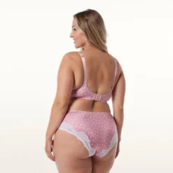 Brigitte BardotSoutien-gorge grand maintien rose Icone