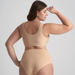 Bye BraBrassière sans armatures invisible - Beige Bye Bra à col V- INVISIBLE SHAPEWEAR