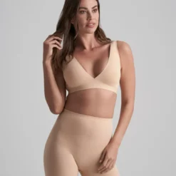 Bye BraSoutien-gorge plongeant sans armatures invisible Beige Bye Bra - INVISIBLE SHAPEWEAR