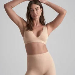 Bye BraSoutien-gorge plongeant sans armatures invisible Beige Bye Bra - INVISIBLE SHAPEWEAR