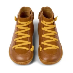 CamperBottines marrons à lacets jaunes enfant - Peu Cami Kids marron clair en cuir