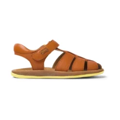 CamperSandales fermées enfant Bicho Kids marron clair en cuir