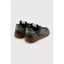 ChampionBasket Hommeen cuir