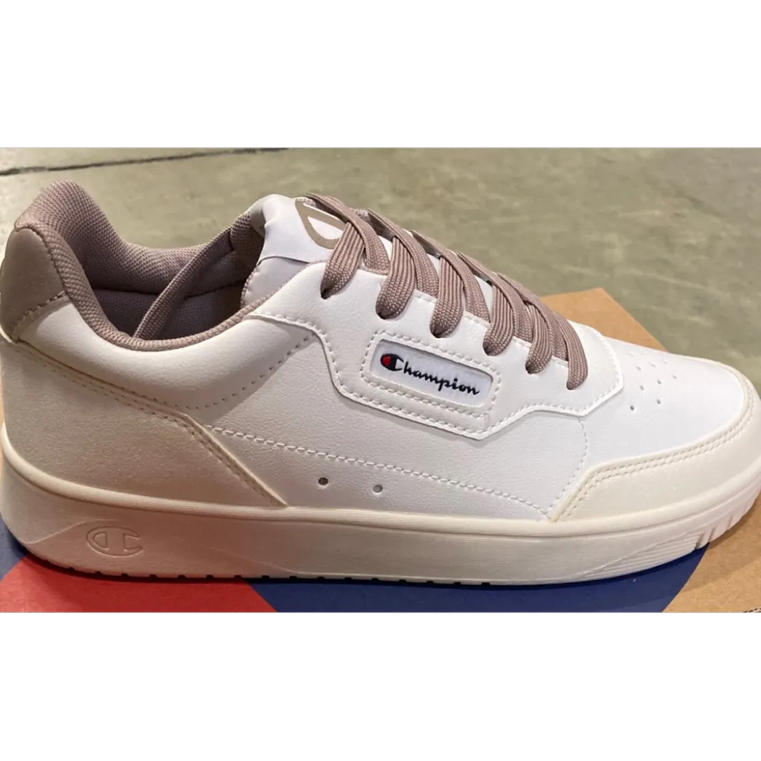 ChampionBaskets basses femme - ROYAL II - Blanc