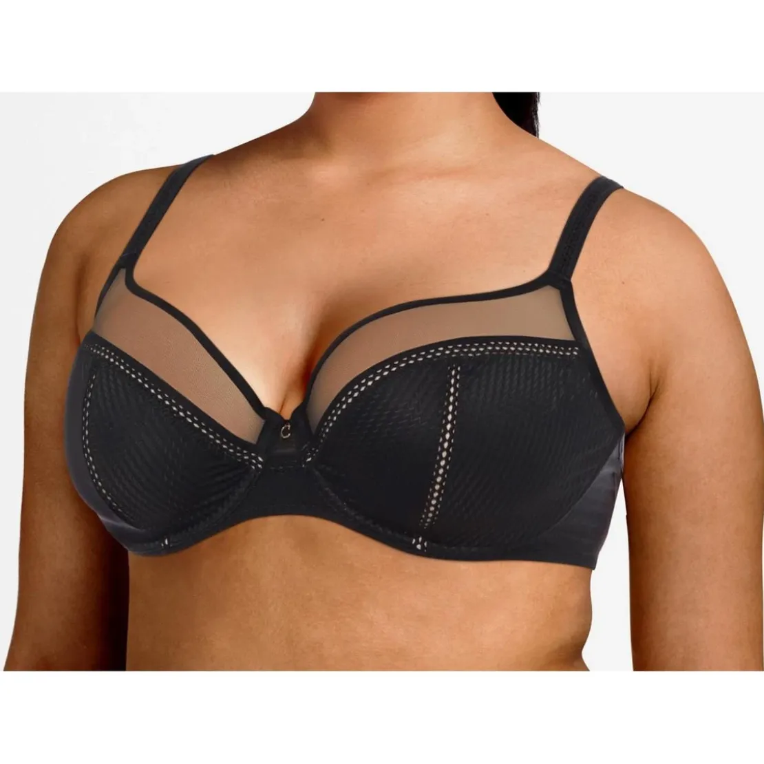 ChantelleSoutien-gorge emboitant armatures - Noir Chantelle- CHIC ESSENTIAL- CHIC ESSENTIAL