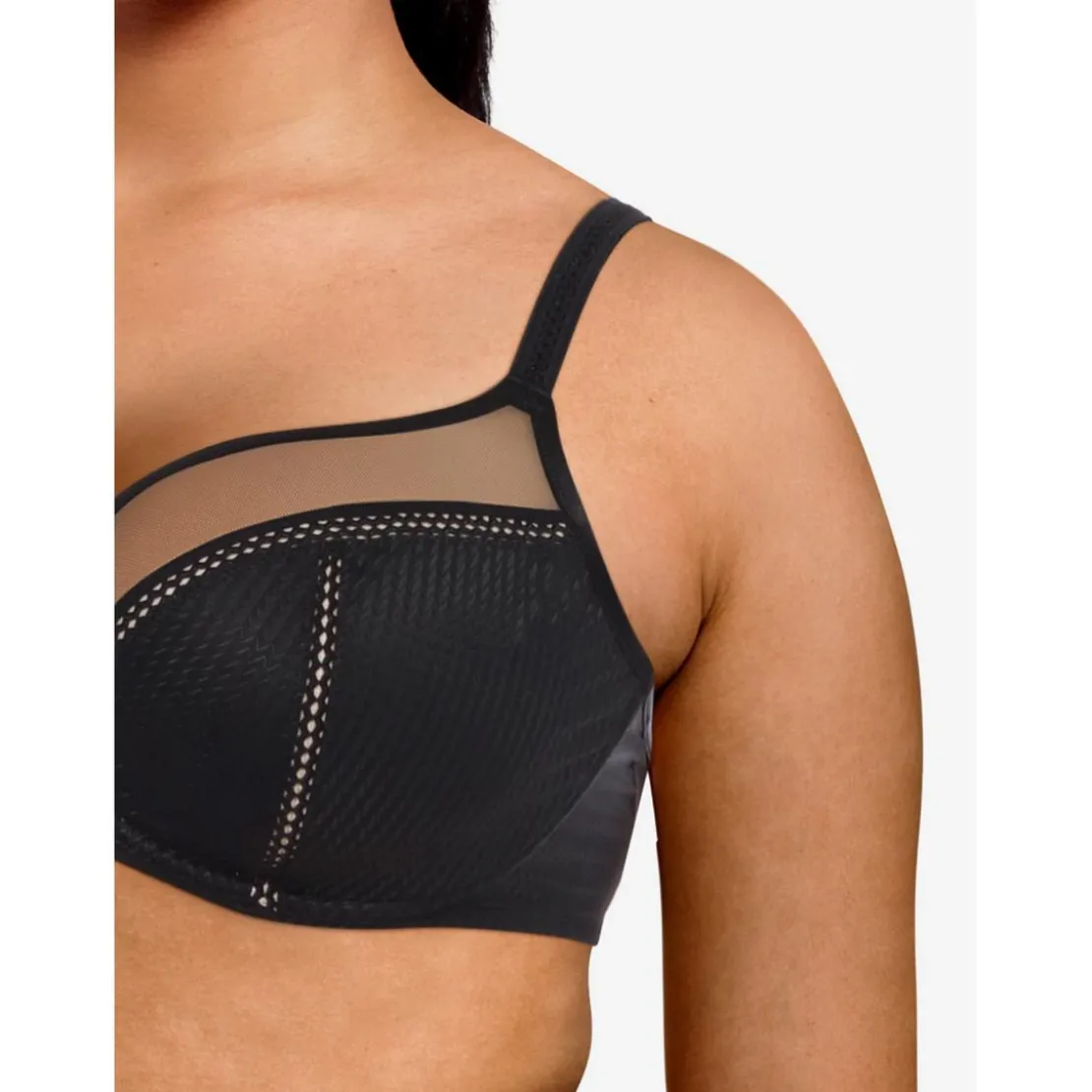 ChantelleSoutien-gorge emboitant armatures - Noir Chantelle- CHIC ESSENTIAL- CHIC ESSENTIAL