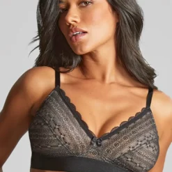 Cleo by PanacheSoutien-gorge triangle sans armatures noir- Lyzy